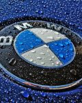 BMW تستثمر 1.7 مليار دولار لتصنيع بطاريات لسيارتها الكهربائية